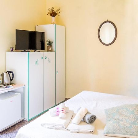 B&B Villa Sa Pischina Ольбия Экстерьер фото