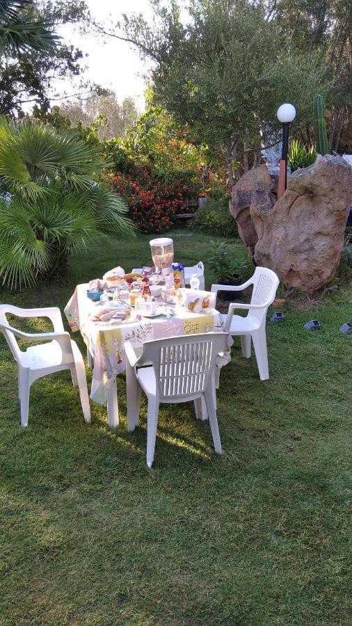 B&B Villa Sa Pischina Ольбия Экстерьер фото
